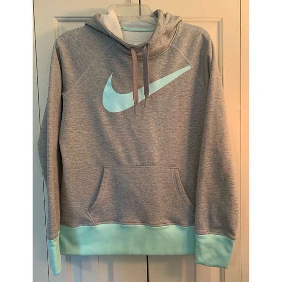 Nike Tops - Nike Hoodie